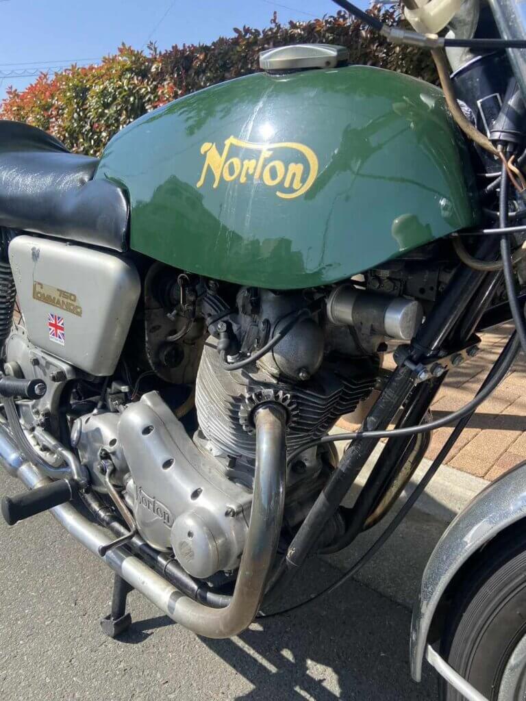 Norton commando750 Fastback